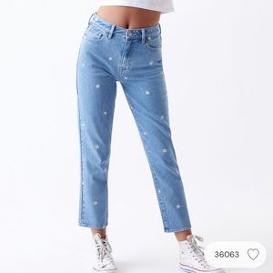 Pacsun Daisy Mom Jeans